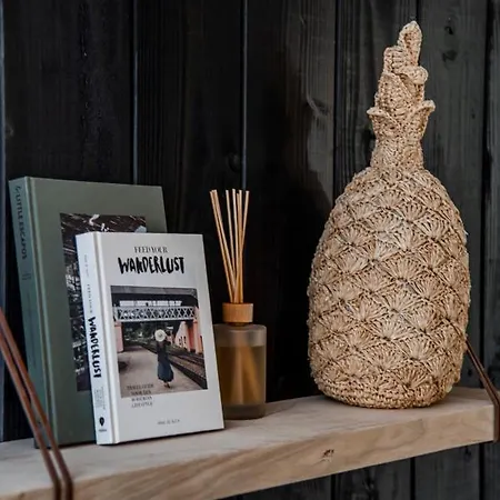 בית הארחה Marley's Beachhouse - Luxury Guest With Balcony 3*