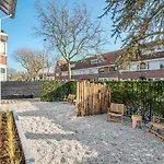 Marley's Beachhouse - Luxury Guest With Balcony Guest house