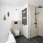 Marley's Beachhouse - Luxury Guest With Balcony