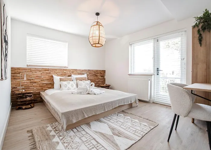 게스트하우스 Marley's Beachhouse - Luxury Guest With Balcony