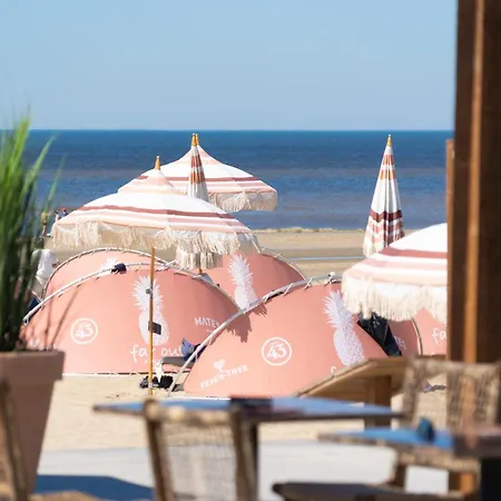 Pensionat Marley's Beachhouse - Luxury Guest With Balcony 3*